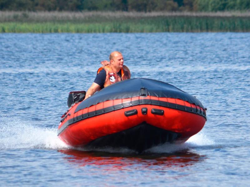 Иллюстрация: Лодка